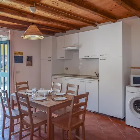 Gorgeous In With Kitchen Holiday home *